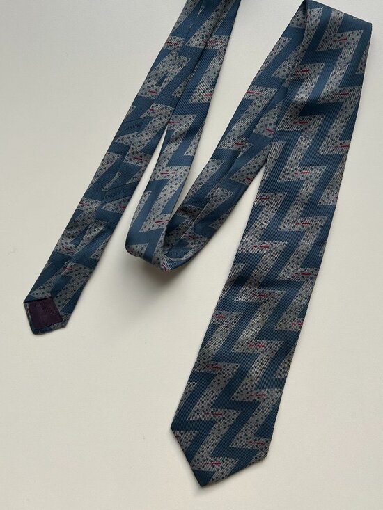 90s Givenchy silk tie - Picture 1 of 4